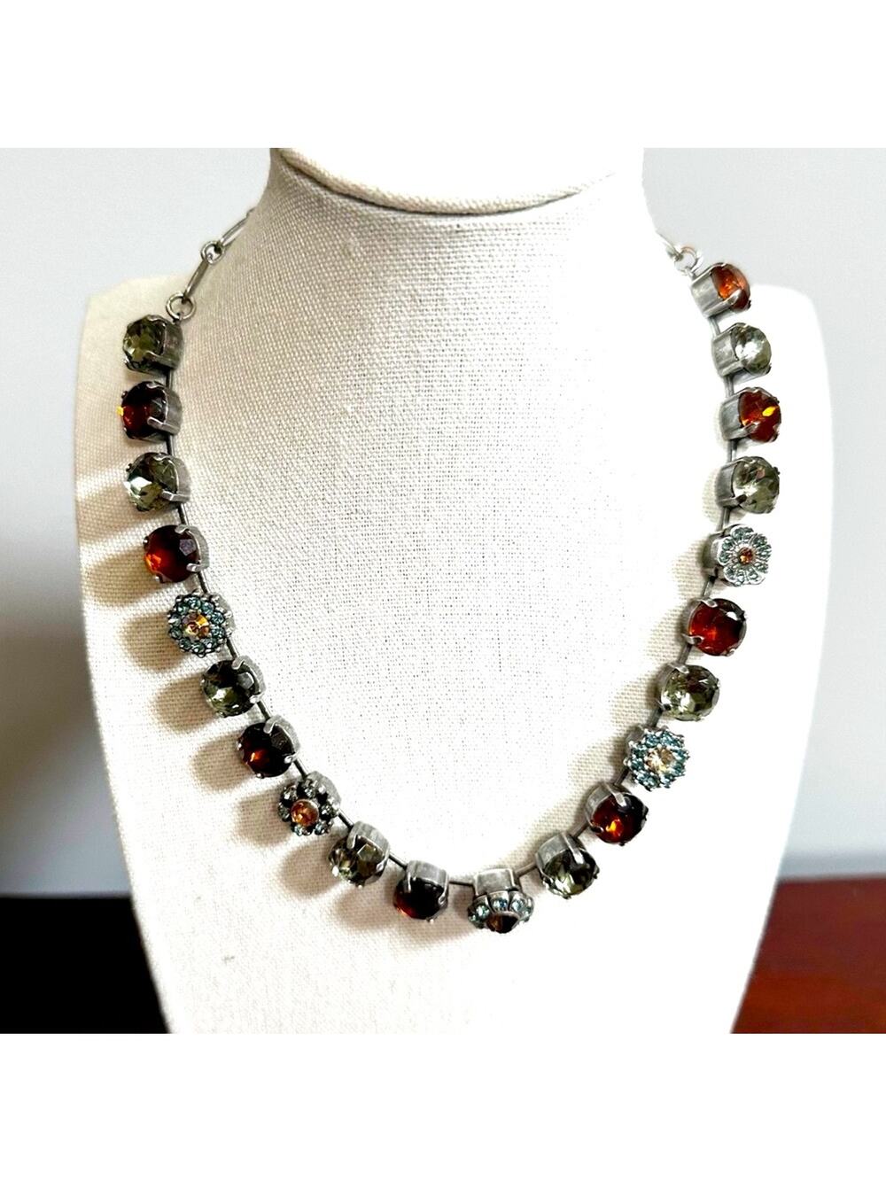 Mariana Necklace Round faceted Stone Statement Classic Elegant Jewelry
